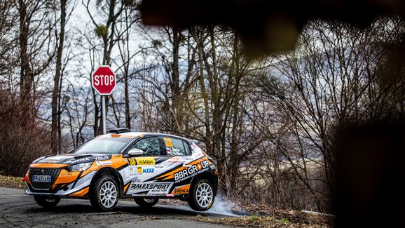 Kowax Valašská Rally ValMez v cíli: Gryazin vyhrál, Kopecký nejlepší Čech