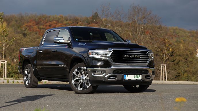 RAM 1500 5.7 V8 Hemi Longhorn RAM 1500 5.7 V8 Hemi Longhorn