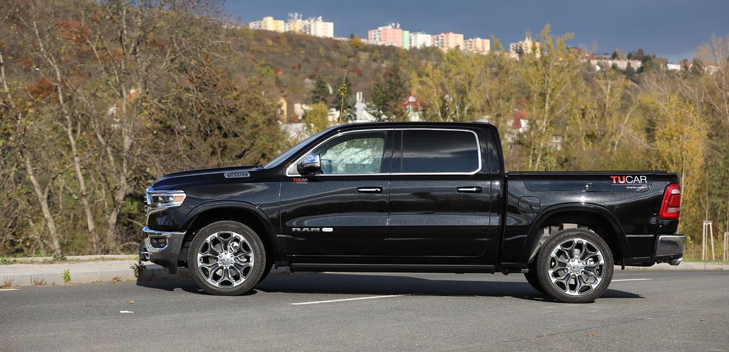 RAM 1500 5.7 V8 Hemi Longhorn