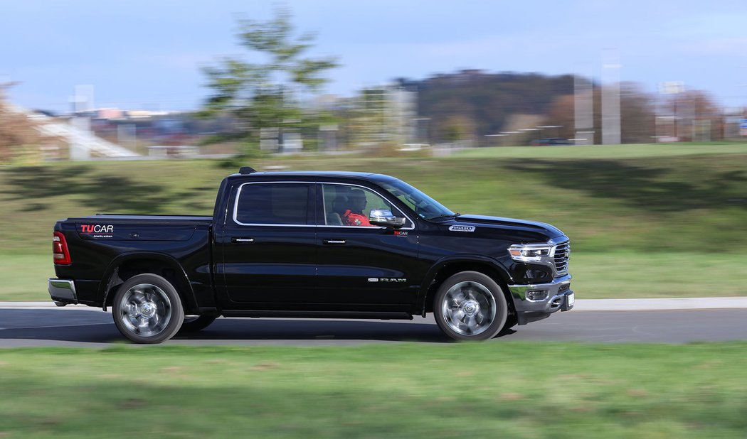 RAM 1500 5.7 V8 Hemi Longhorn