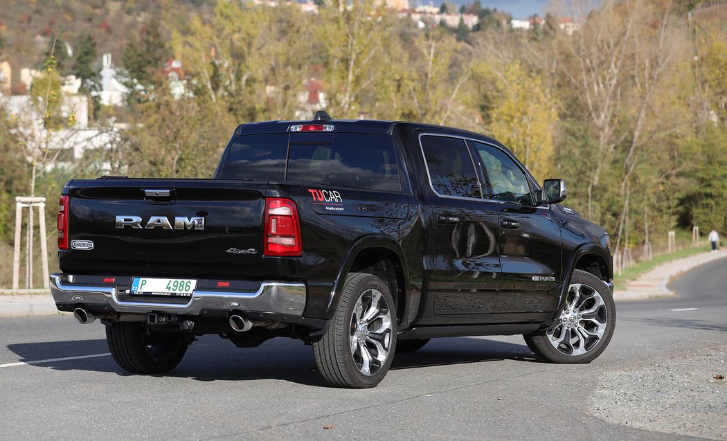 RAM 1500 5.7 V8 Hemi Longhorn