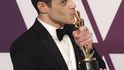 Rami Malek převzal Oscara.