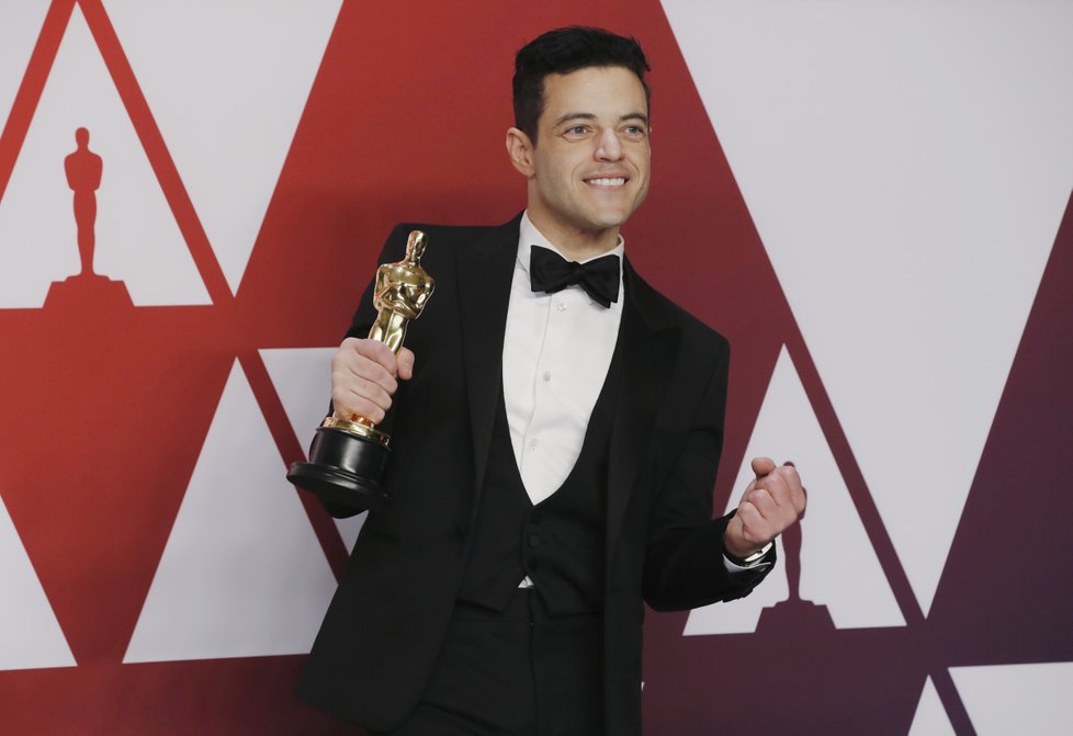 Rami Malek převzal Oscara.