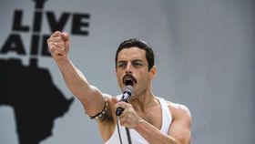 Záběry ze snímku Bohemian Rhapsody
