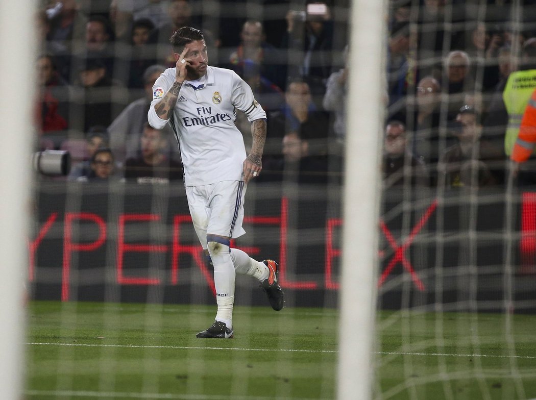 Obránce Realu Madrid Sergio Ramos vyrovnal El Clásico v poslední minutě