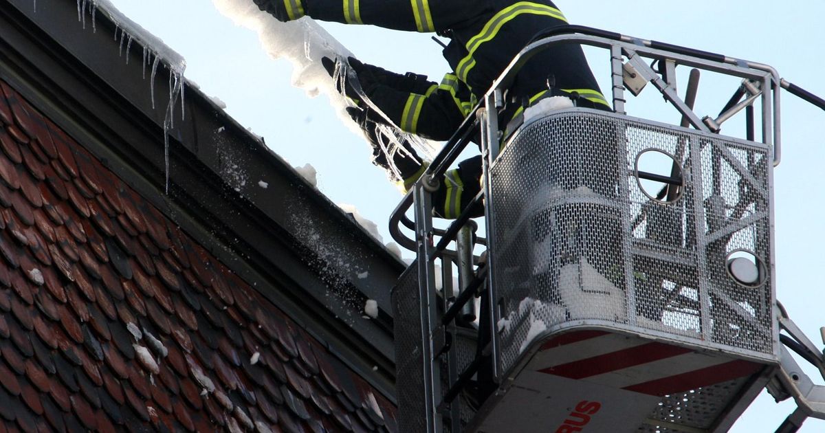 Los bomberos advierten sobre la nieve y el hielo: pueden poner en peligro la vida Los bomberos advierten sobre la nieve y el hielo: pueden poner en peligro la vida