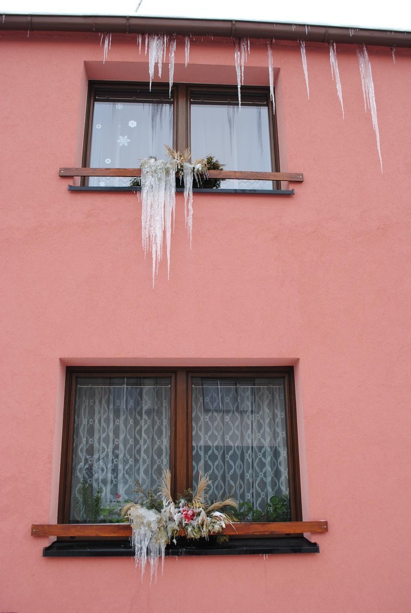 Vypadají romanticky... Dokud nespadnou.