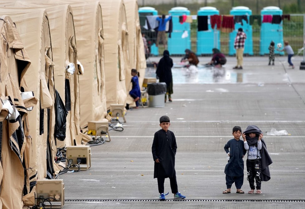 Afghánští uprchlíci na americké základně Ramstein.