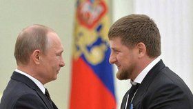 Ramzan Kadyrov patří mezi nejvěrnější stoupence Putina.