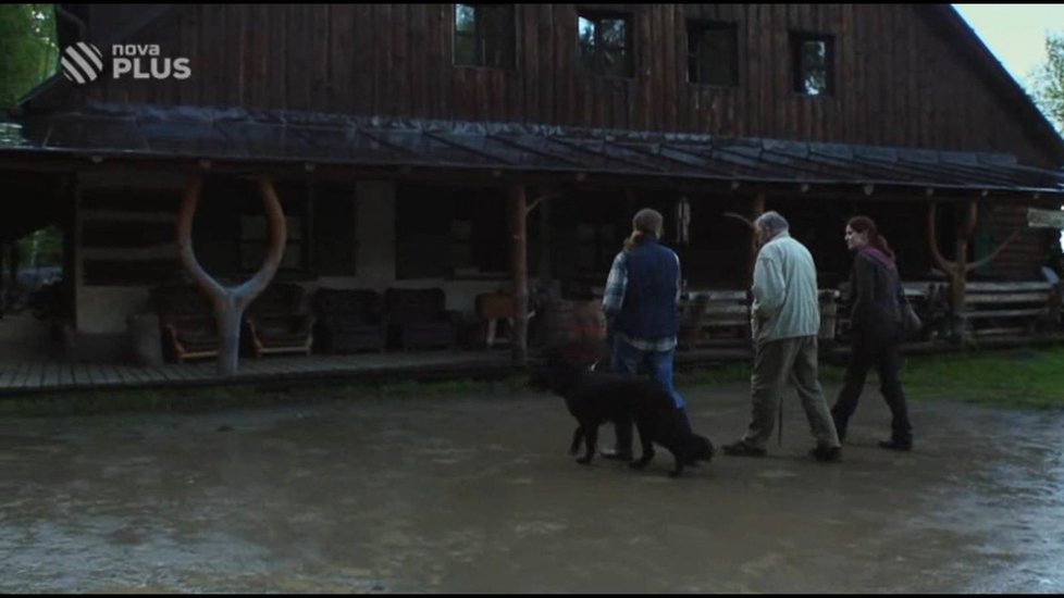 Ranč Vogelsang v první řadě seriálu Policie Modrava, epizoda Ranč.