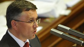 Poslanec ODS Juraj Raninec nakonec vládu podpoří. Byl nalomený na druhou stranu, ale nakonec vláda Mirka Topolánka je pro něho lepší než jiná možnost.