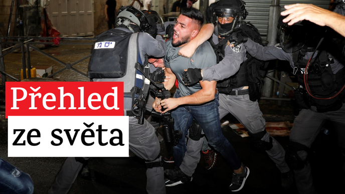 Izrael včera zachvátil rozsáhlý konflikt mezi Palestinci a Izraelci. Násilnosti odstartovaly střety palestinských demonstrantů s policií (na snímku).