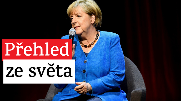 Německá exkancléřka Angela Merkelová hájila svou politiku vůči Rusku a Ukrajině.