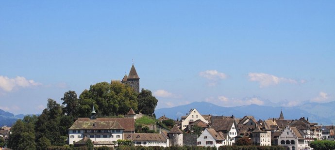 Městečko Rapperswil-Jona si vyhlédl Federer jako místo pro své rodinné sídlo