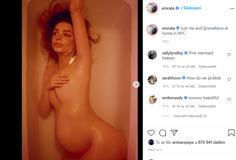 Emily Ratajkowski opět vyklouzla ze šatů