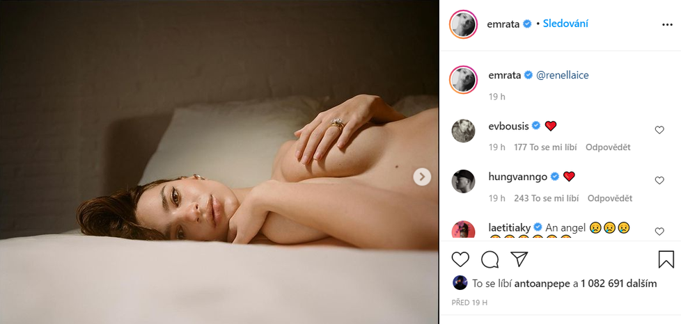 Emily Ratajkowski opět vyklouzla ze šatů