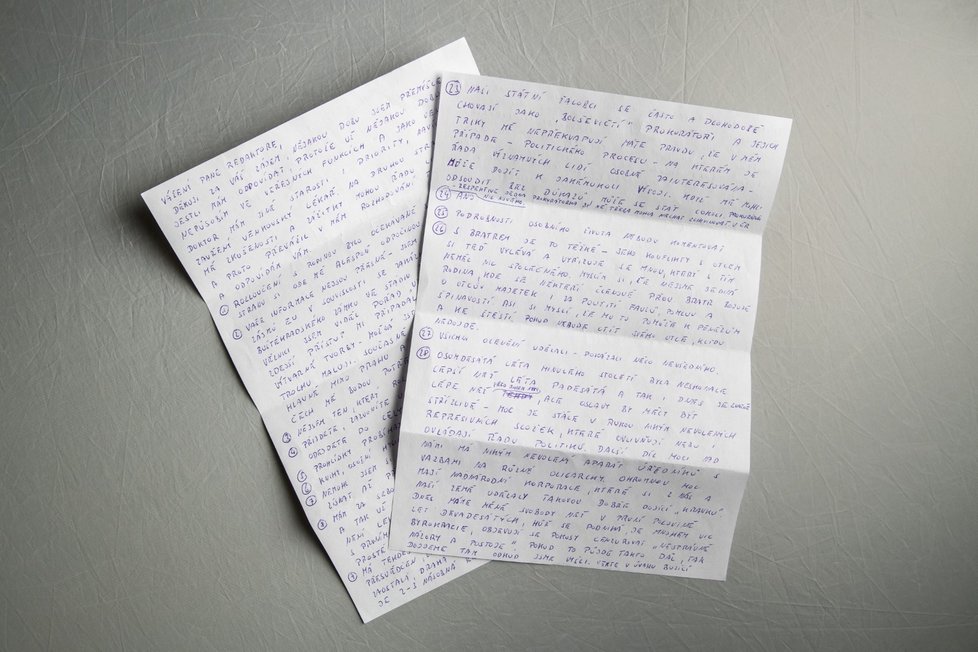 David Rath odepsal redakci Blesk Zpráv z teplické věznice na 28 otázek. Dopis psal ručně, odpověď přišla do tří týdnů.