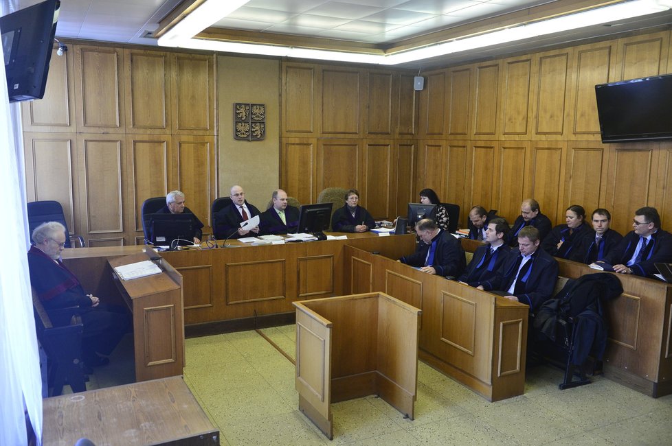 Krajský soud vynesl první rozsudky v kauze Rath.