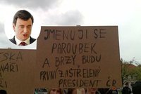 Rath označil studenty za fašisty, ti chtějí vidět Paroubka mrtvého