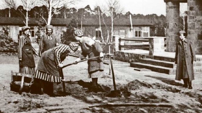 Koncentrační tábor Ravensbrück, kde byly vězněny i ženy z Lidic Koncentrační tábor Ravensbrück, kde byly vězněny i ženy z Lidic