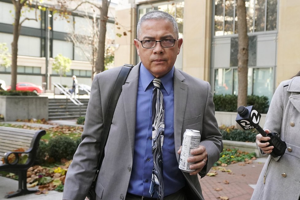 Obžalovaný Ray J. Garcia: Bývalý šéf věznice u soudu kvůli velké sexuální aféře