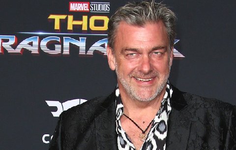 Zemřel herec Ray Stevenson (†58): Záhadná smrt v Itálii