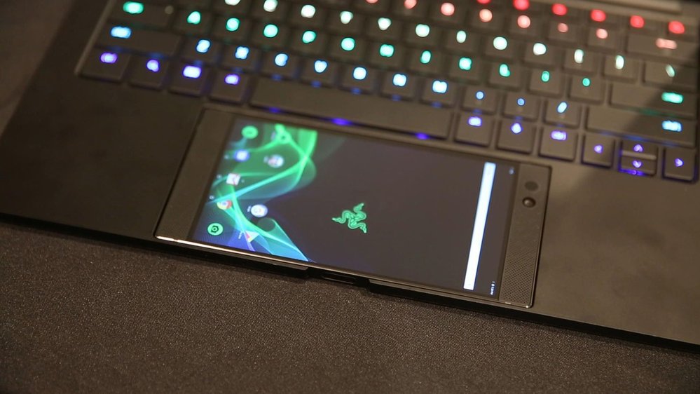 Počítač z mobilu v Razer Project Linda