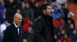 Trenér Atlétika Madrid Diego Simeone a kouč Realu Madrid Zinedine Zidane