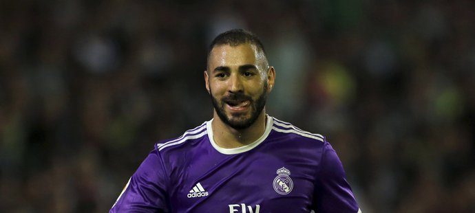Útočník Realu Madrid Karim Benzema na půdě Betisu skóroval