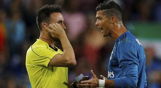 Ronaldo dostal trest! Za strčení sudího přijde o odvetu s Barcou i další 4 duely