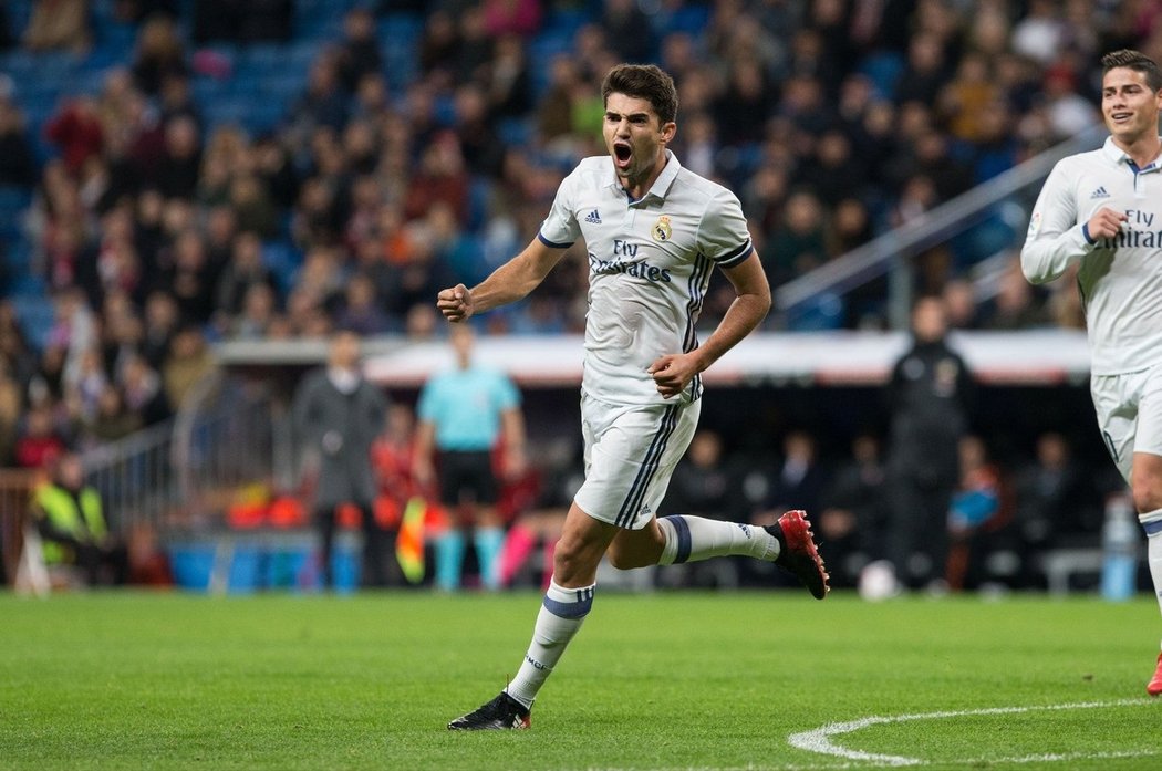 Záložník Enzo Zidane se dočkal premiéry za áčko Realu Madrid a hned se trefil