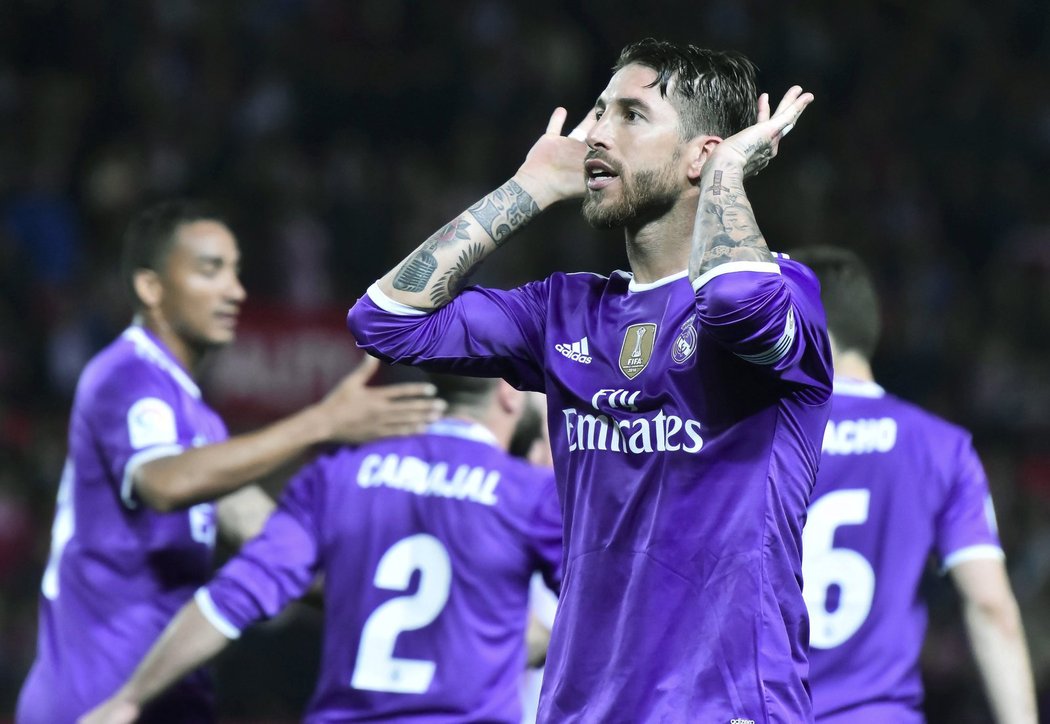 Kapitán Realu Madrid Sergio Ramos gólem umlčel fanoušky Sevilly, kteří ho uráželi