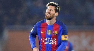 Barcelona hledá peníze na Messiho. Hráči se vztekají a bojí se o hvězdu