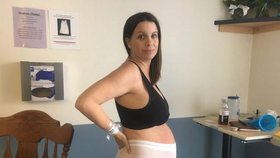 Se svými zkušenostmi po porodu se na webu blog.babycenter.com svěřila čerstvá maminka Becky Vieira. A poslala do světa i tuhle odvážnou fotku!