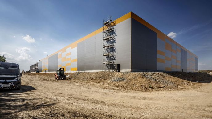 Skupina RSJ postaví ve spolupráci s developerem Panattoni u Chomutova nový průmyslový park. (ilustrační foto)