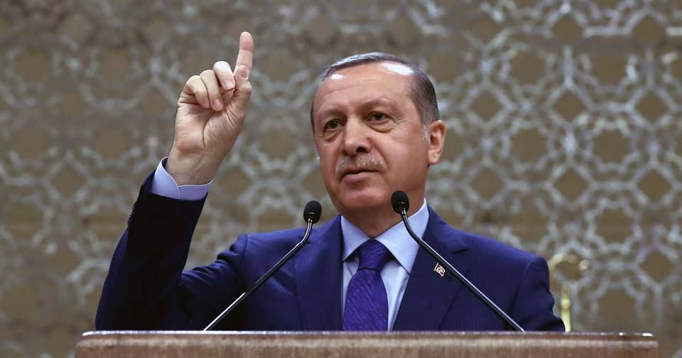 Erdogan uspěl s cenzurou v Evropě: Němci za básničku hrozí 3 roky