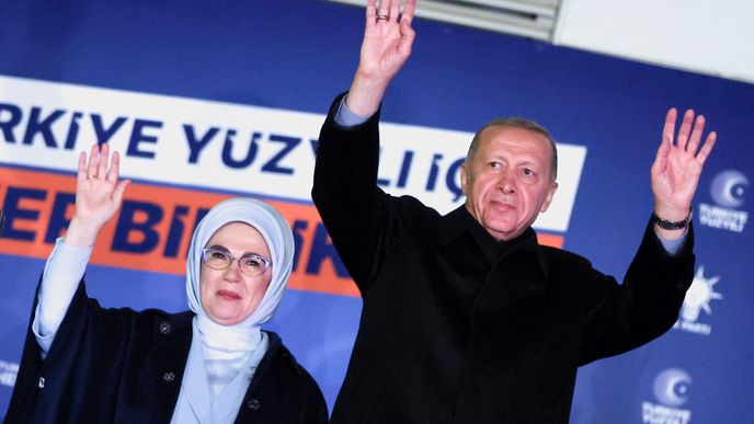 Turecký prezident Recep Tayyip Erdoğan s manželkou Ermine