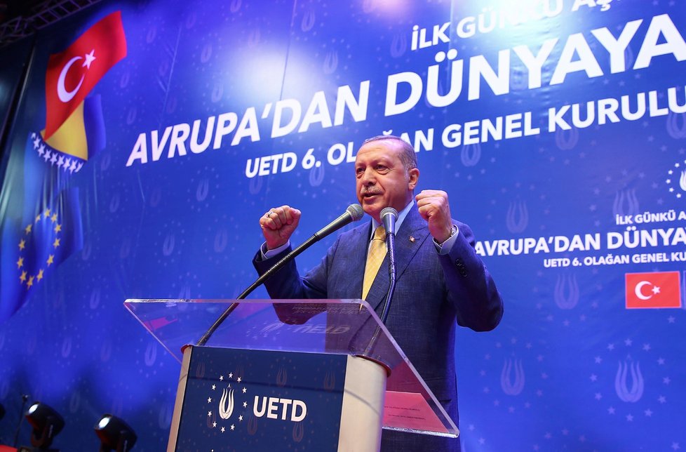 „Jste připraveni uštědřit jednu osmanskou facku teroristickým organizacím a jejich místním i zahraničním pomahačům?“