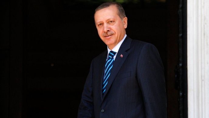 Turecký prezident Recep Tayyip Erdoğan podle kritiků ovlivňuje politiku tamní centrální banky.