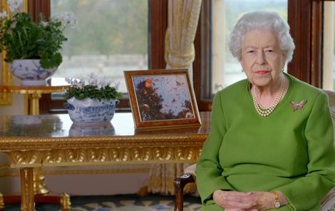 Královna Alžběta II. onemocněla, má covid