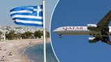 Do letadla do Řecka nastoupili zdraví, po přistání měli test na koronavirus pozitivní