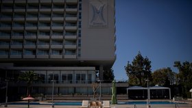 V Řecku se po více než dvou měsících opět otevřely hotely.