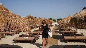 Řecko znovu otevřelo pláže, koronaviru navzdory (8. 5. 2021)