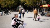 Řecko vyhlíží turisty už na jaře. Přijeďte i bez očkování, vzkázal ministr Britům
