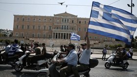 Řecko je v krizi, přesto měli zaměstnanci 6 dní dovolené navíc za práci s počítečem!