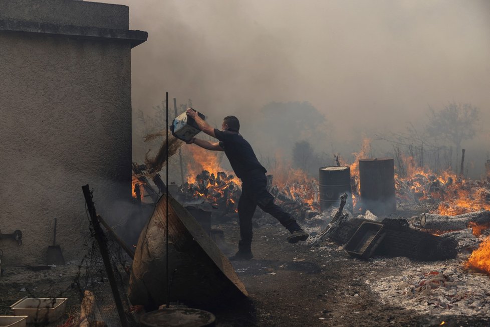 Požáry na řeckém ostrově Lesbos (23.7.2022)