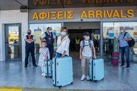 Posílení odběrů a předbíhání s výsledky testů: Vláda vyjde u Řecka vstříc dovolenkářům