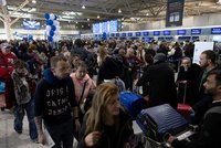 Kolaps na letištích v Řecku: Hromadně rušily lety! Důvodem selhání rádiových frekvencí