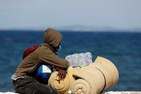 Řecko netuší, kam „zmizely“ tisíce migrantů. Přetížené úřady řeší 80 tisíc žádostí o azyl