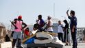 Řecko tlačí na Brusel, aby donutil Turecko přijmout zpět neúspěšné žadatele o azyl. Na snímku běženci na ostrově Lesbos.
